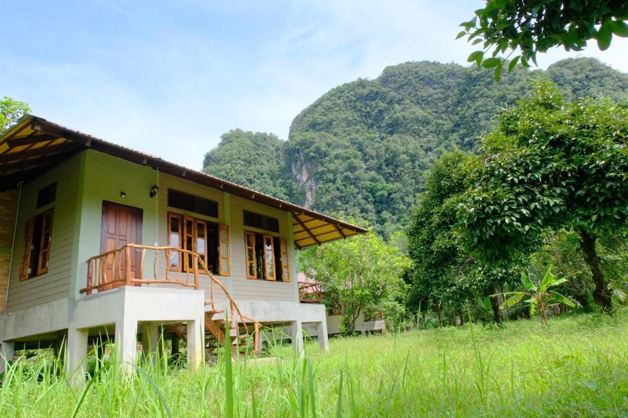 Monkey Mansion - Jungalows & Tours Khao Sok National Park Экстерьер фото