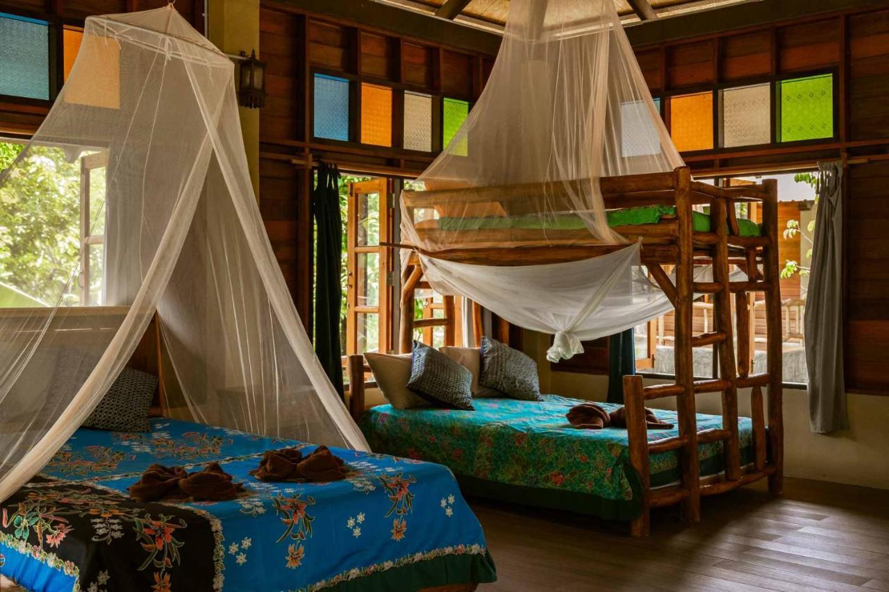 Monkey Mansion - Jungalows & Tours Khao Sok National Park Экстерьер фото