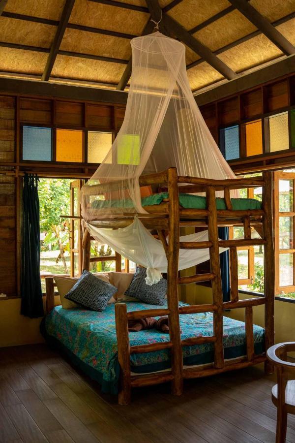 Monkey Mansion - Jungalows & Tours Khao Sok National Park Экстерьер фото