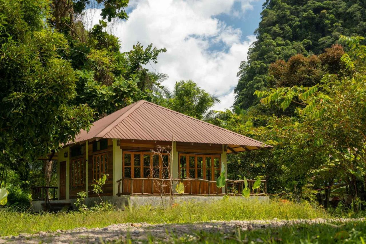 Monkey Mansion - Jungalows & Tours Khao Sok National Park Экстерьер фото